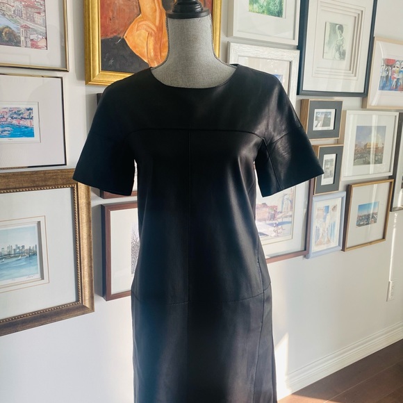 Max Mara Weekend short leather dress. - Picture 8 of 10